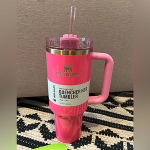 Stanley Pink Parade 40oz